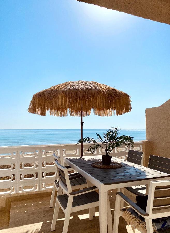Modern Beachfront Townhouse Villa Perelló Eksteriør billede