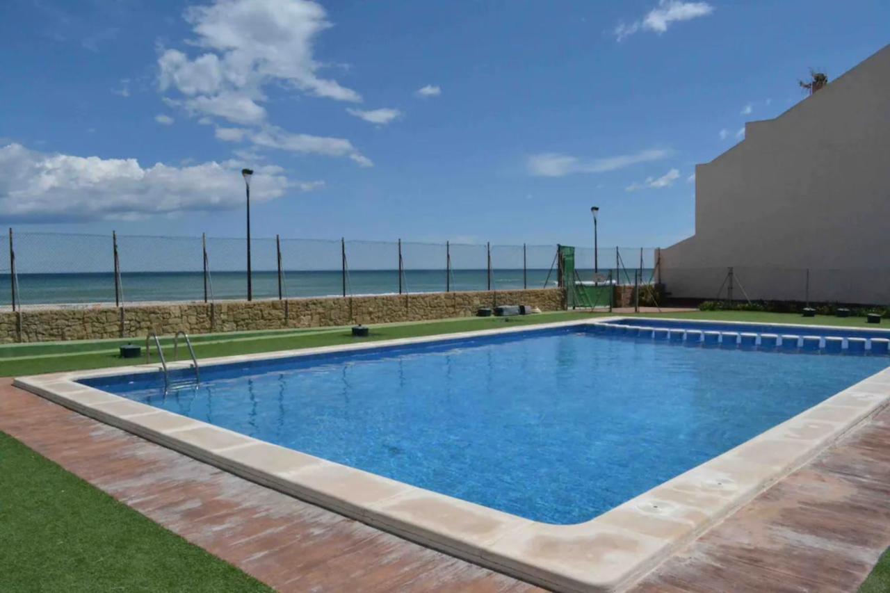Modern Beachfront Townhouse Villa Perelló Eksteriør billede