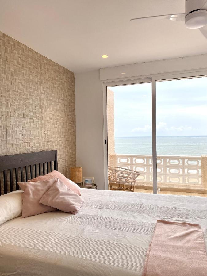 Modern Beachfront Townhouse Villa Perelló Eksteriør billede